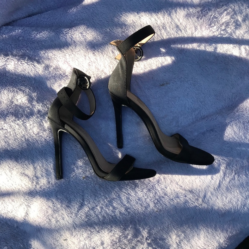 Scrappy heels